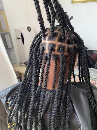 Classic and Knotless Braids