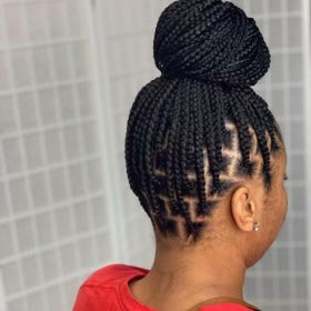 Classic and Knotless Braids